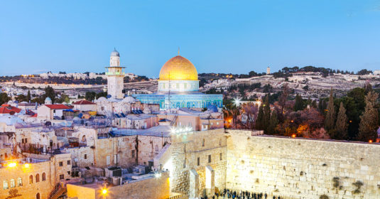 Conscious Travel Guide Israel: Journey Through the Holy Land